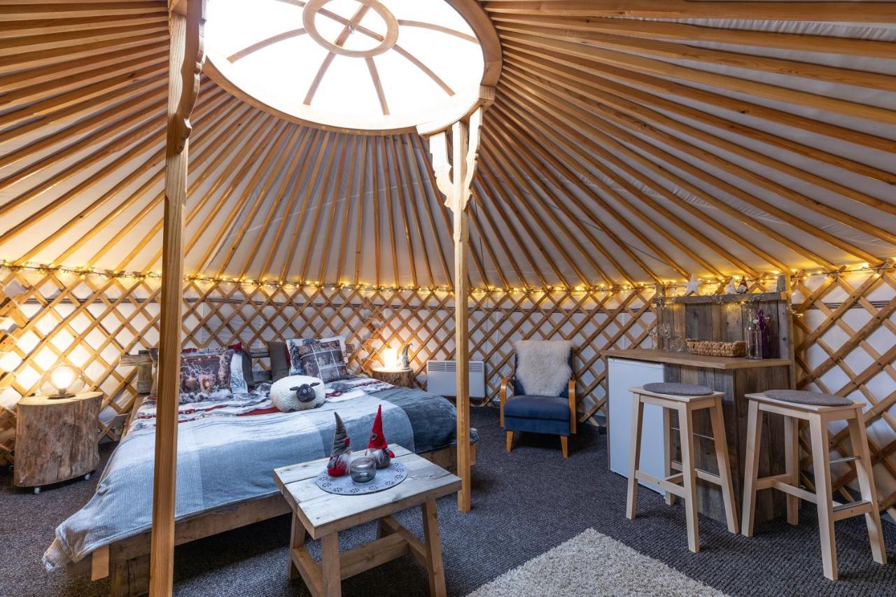 Yurt District Hotell Rovaniemi Exteriör bild