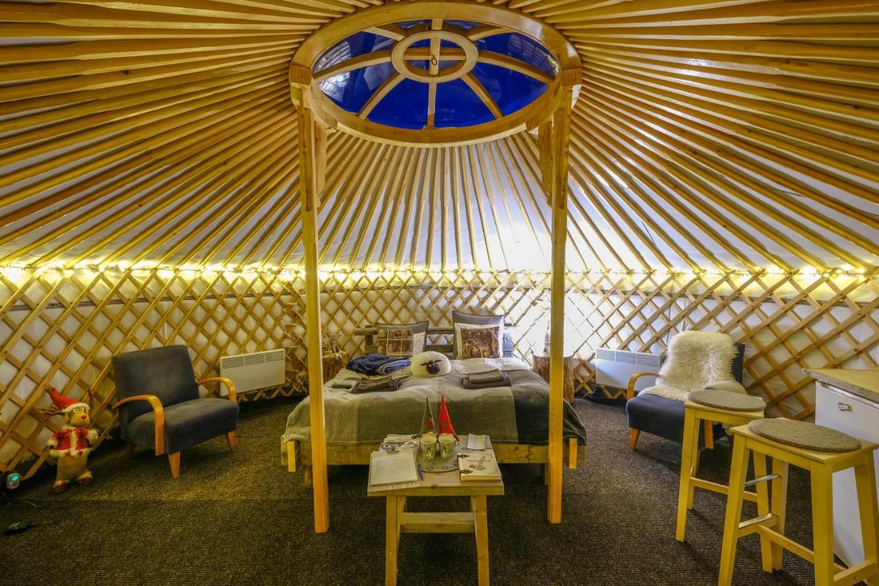 Yurt District Hotell Rovaniemi Exteriör bild